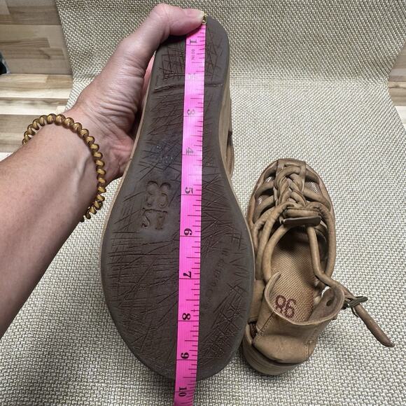 $260 Free People A.S. 98 Sandals Tan Strappy Ankle Sz 37 Comfy Wedge Beige - Picture 5 of 16